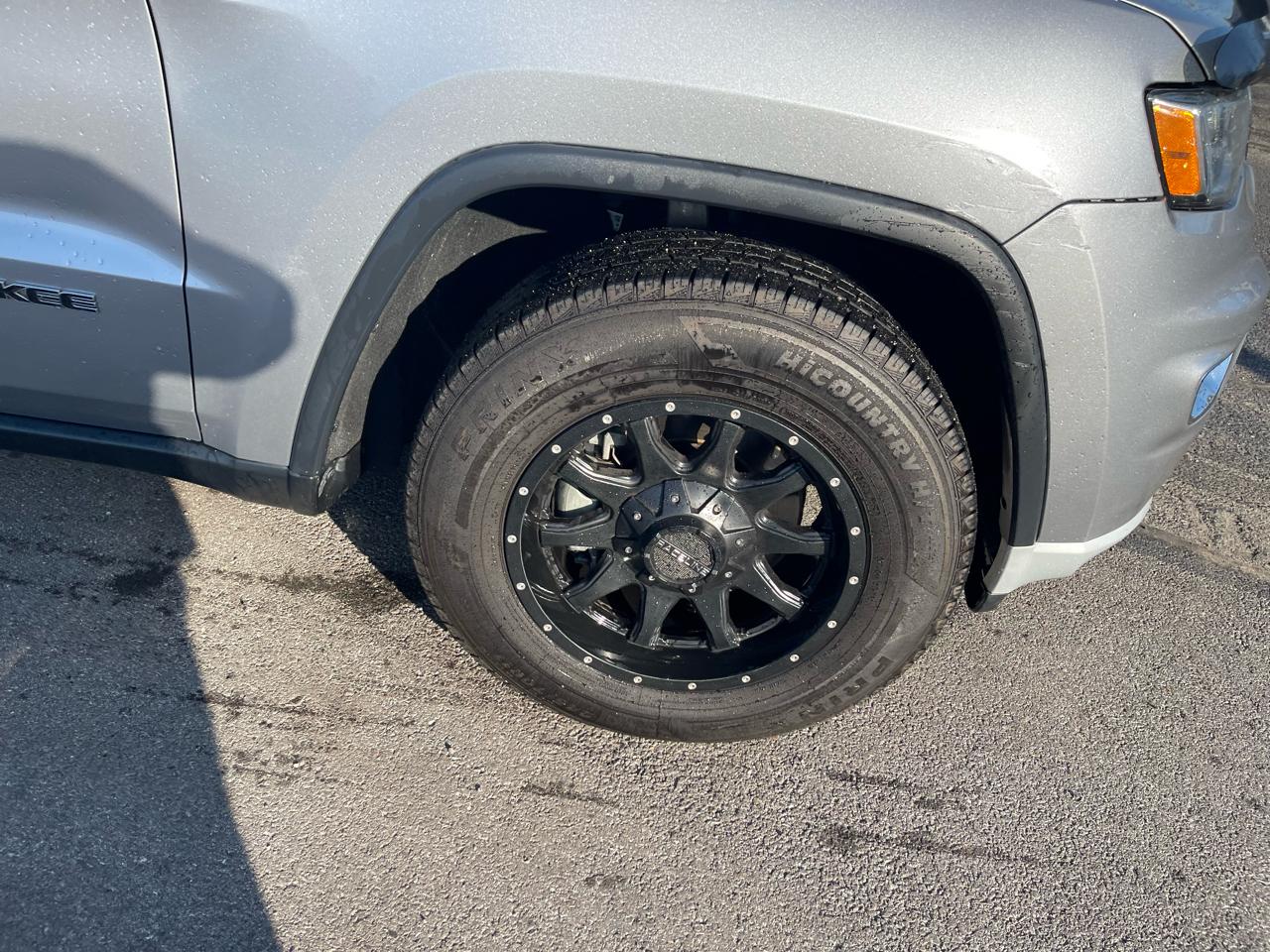 Jeep Grand Cherokee Laredo 2WD 2018