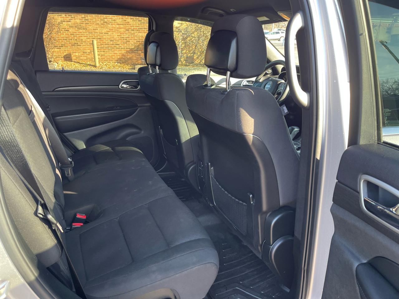 Jeep Grand Cherokee Laredo 2WD 2018