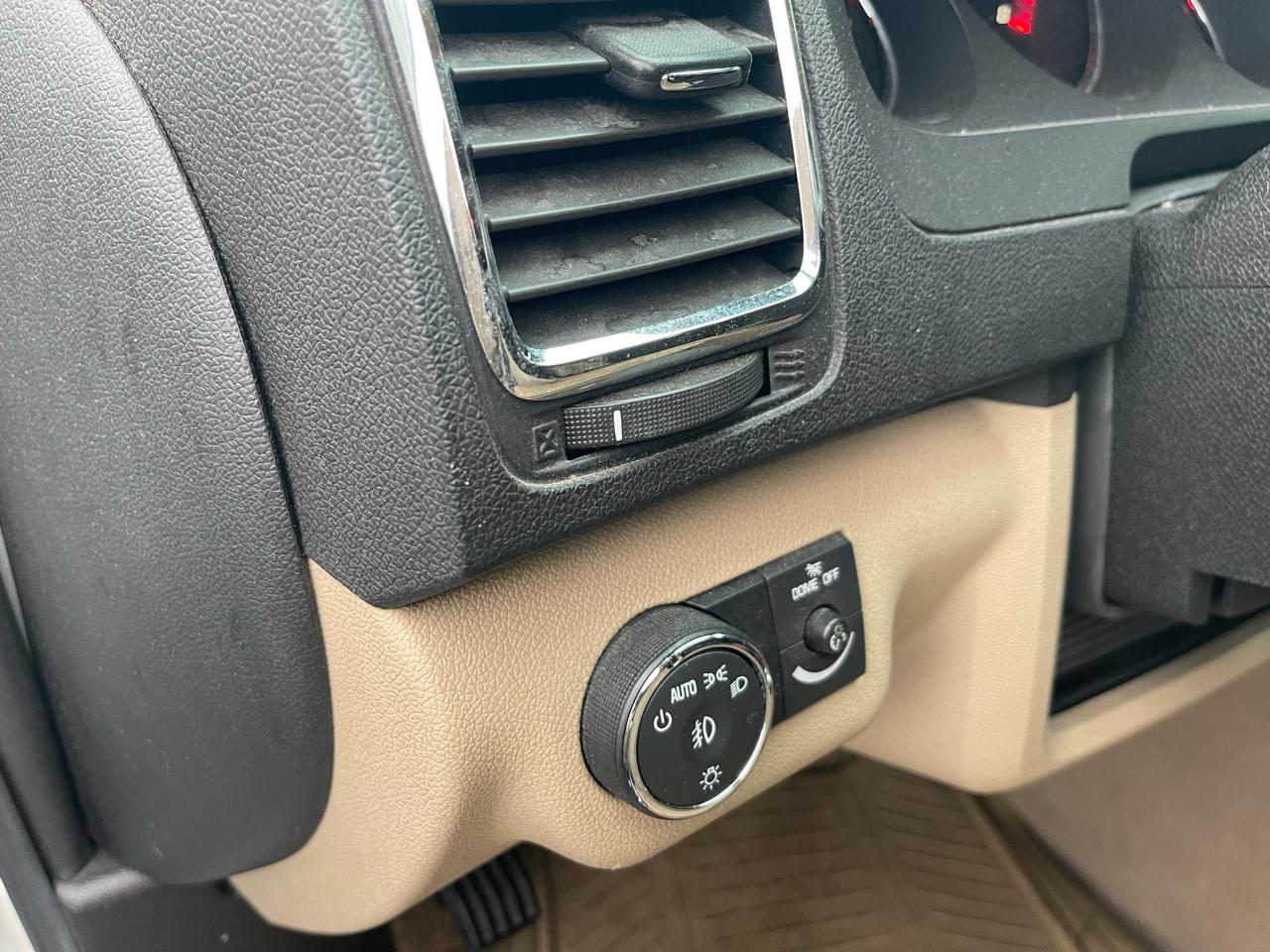 GMC Acadia SLT-2 FWD 2011