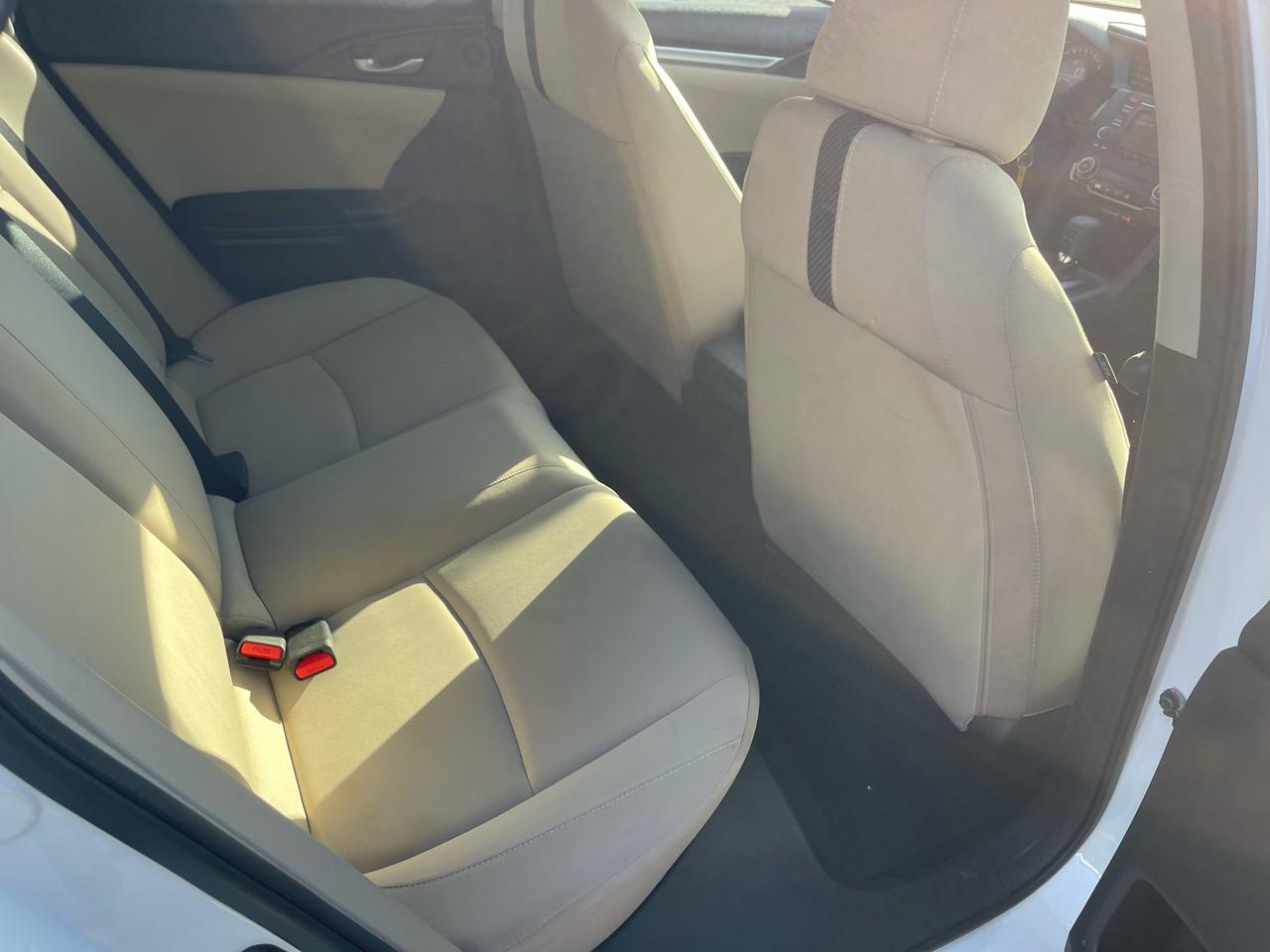 Honda Civic 4dr Sdn LX Auto 2017