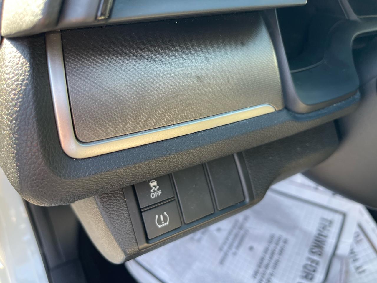 Honda Civic 4dr Sdn LX Auto 2017