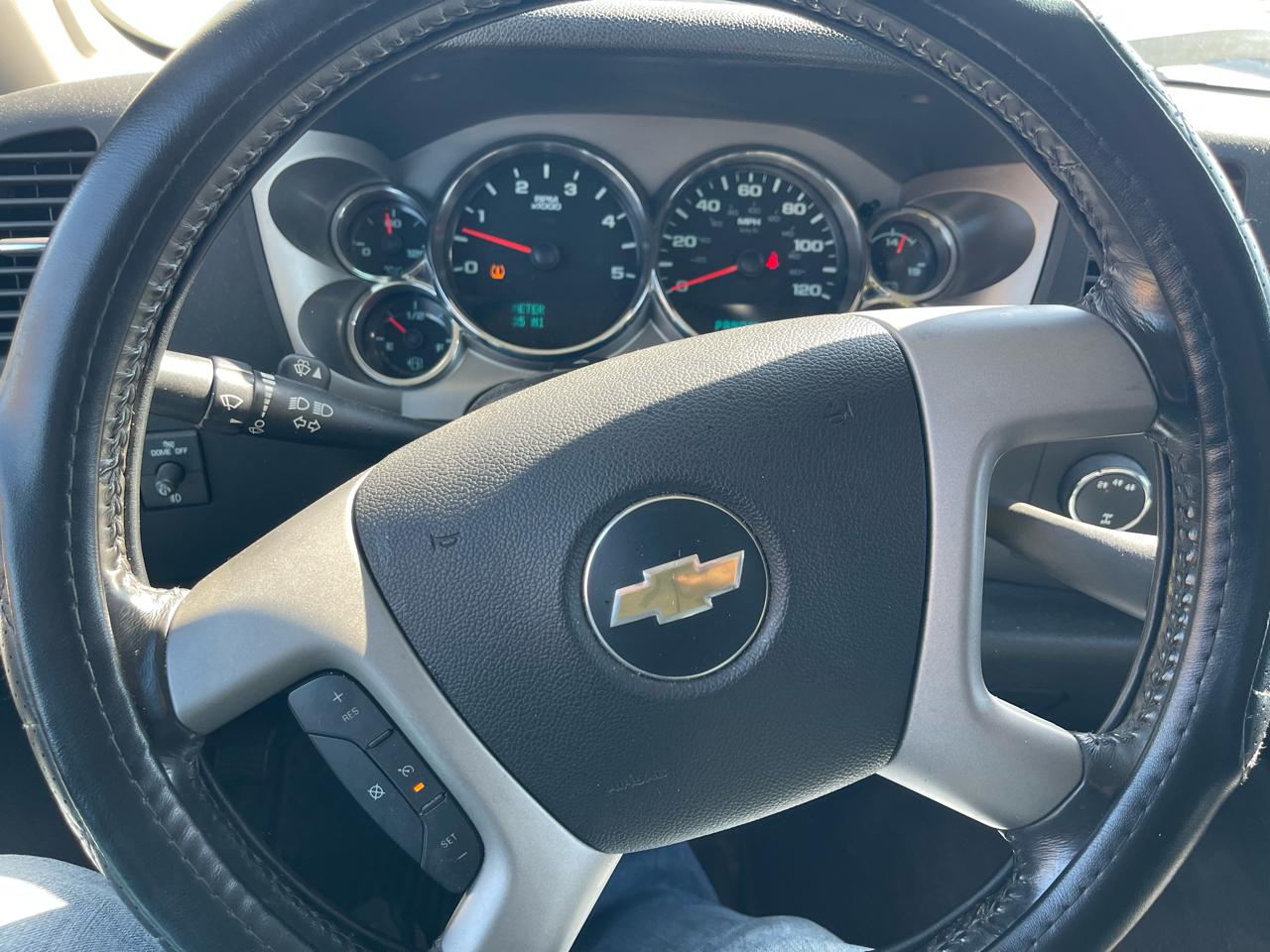 Chevrolet Silverado 2500HD LT Crew Cab 4WD 2014