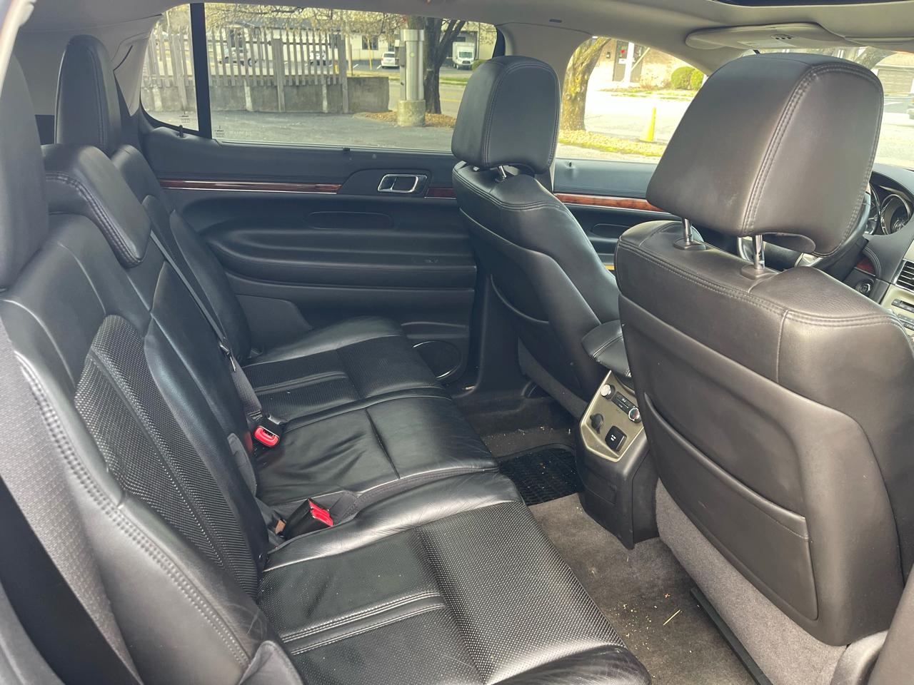 Lincoln MKT AWD 2010