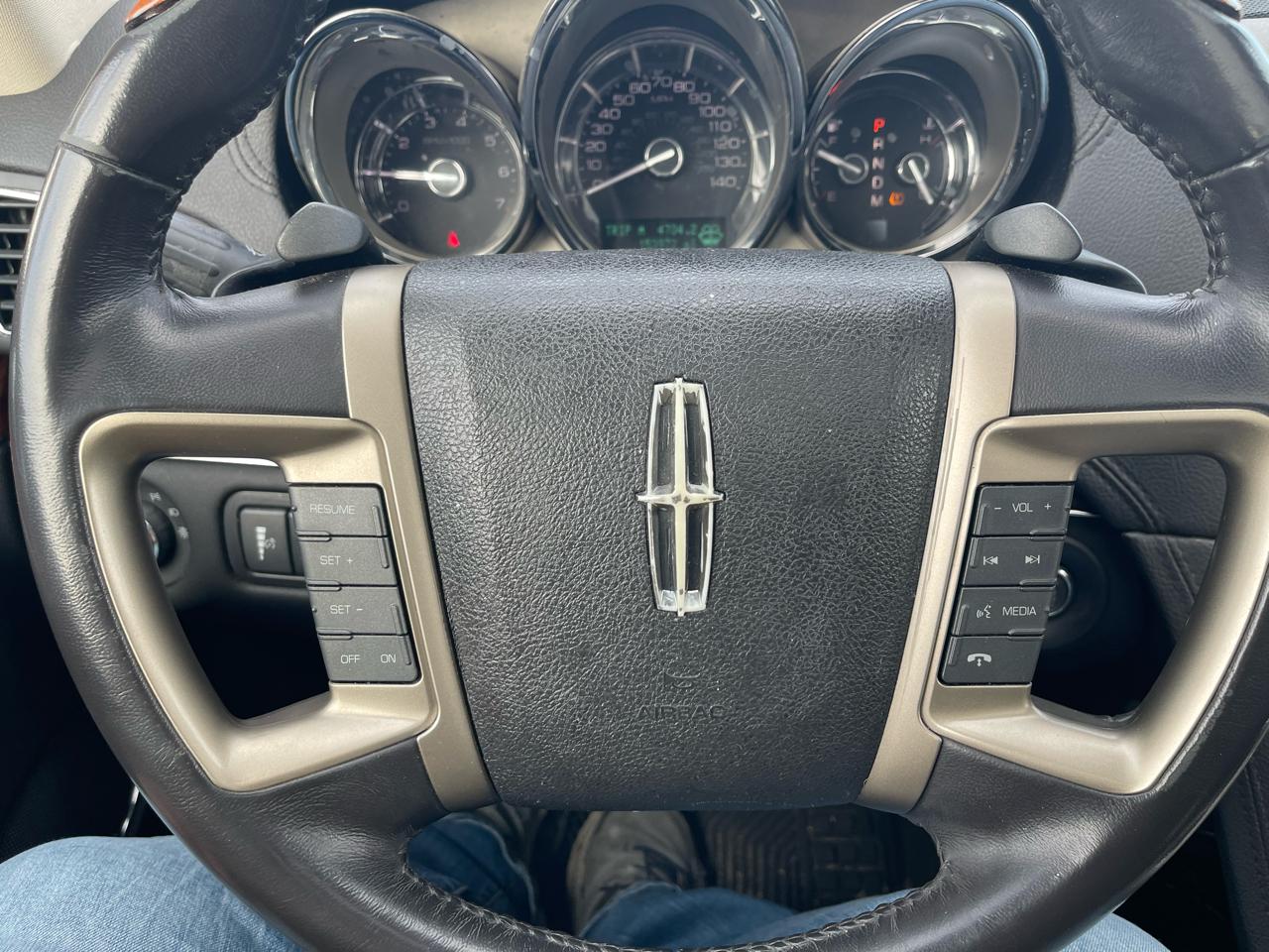Lincoln MKT AWD 2010