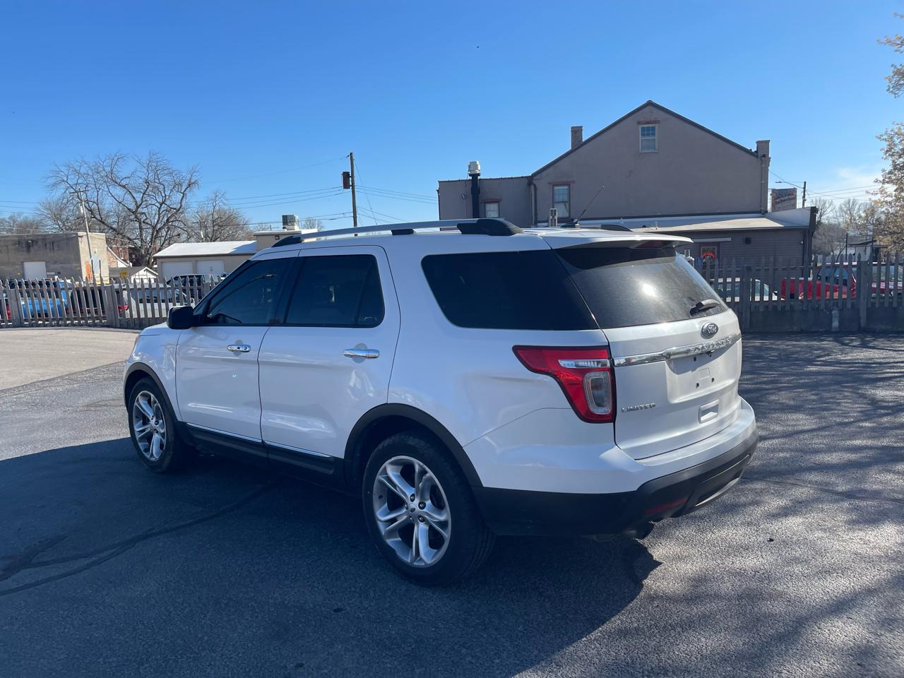 Ford Explorer Limited FWD 2012