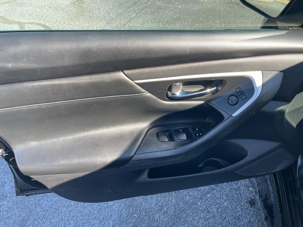 Nissan Altima 2.5 SR 2016