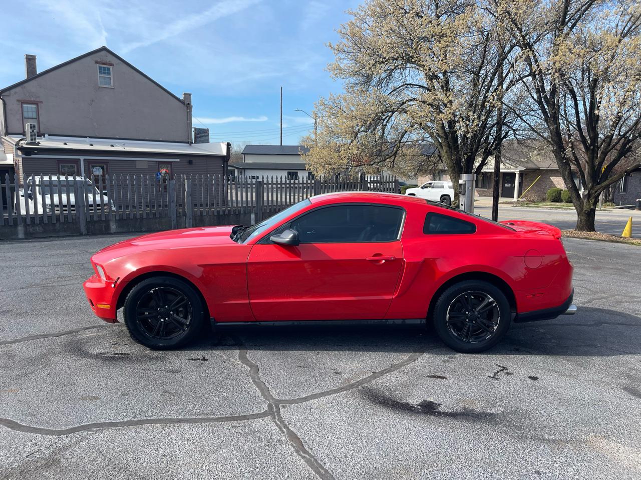 Ford Mustang V6 Coupe 2012