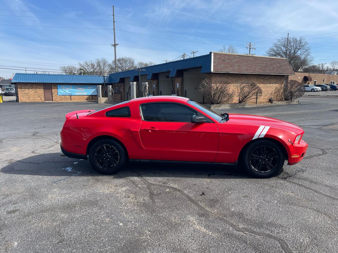 Ford Mustang V6 Coupe 2012