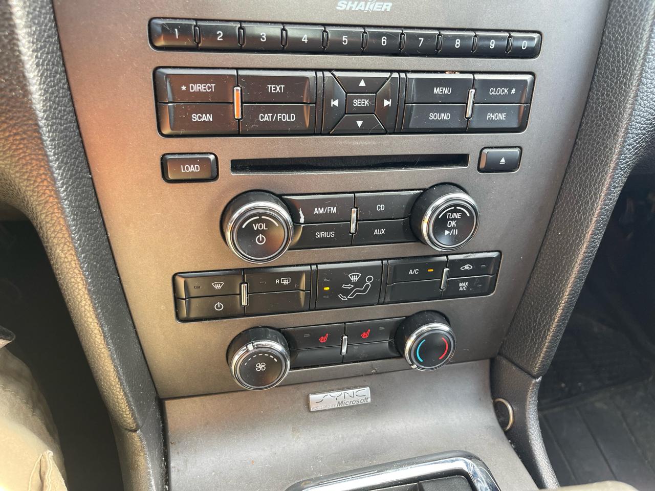 Ford Mustang V6 Coupe 2012