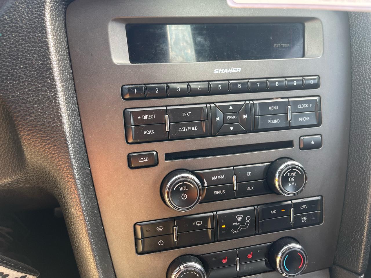 Ford Mustang V6 Coupe 2012