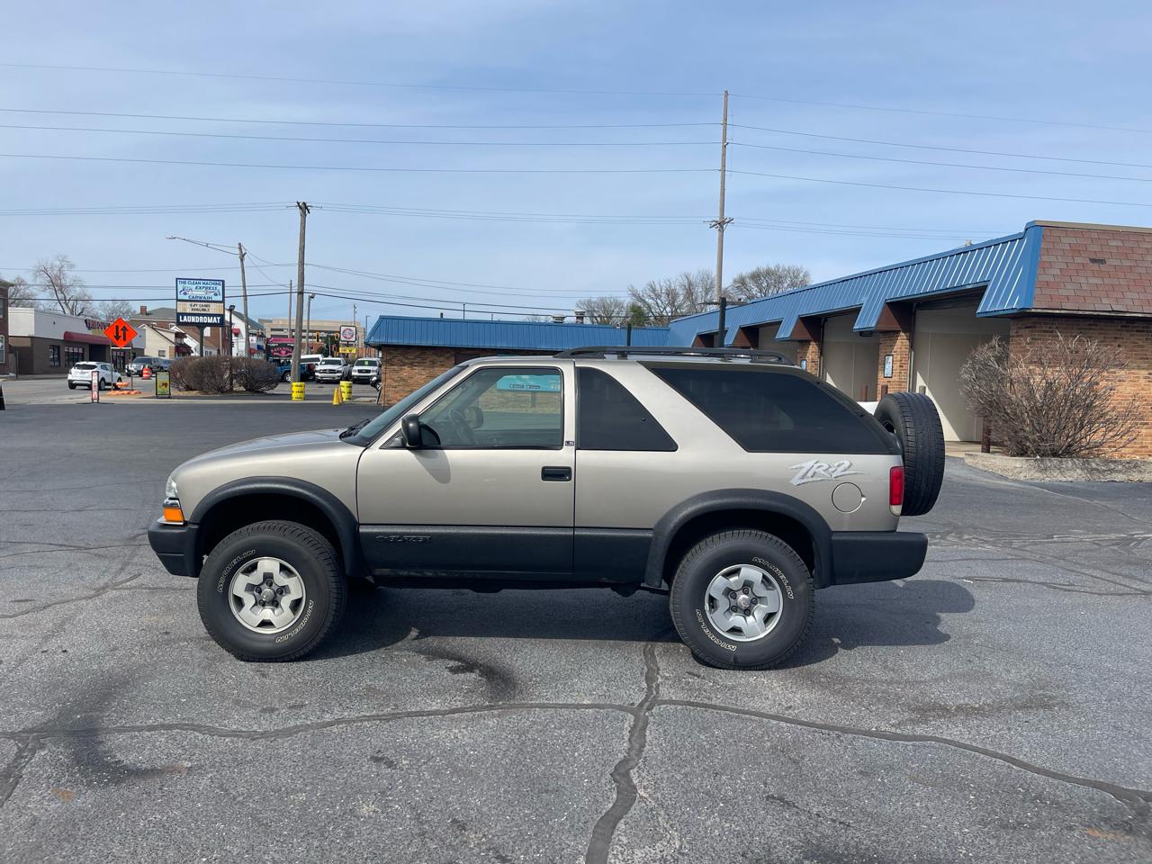 Chevrolet Blazer 2-Door 4WD LS 2003