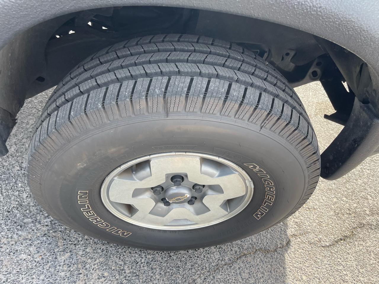 Chevrolet Blazer 2-Door 4WD LS 2003