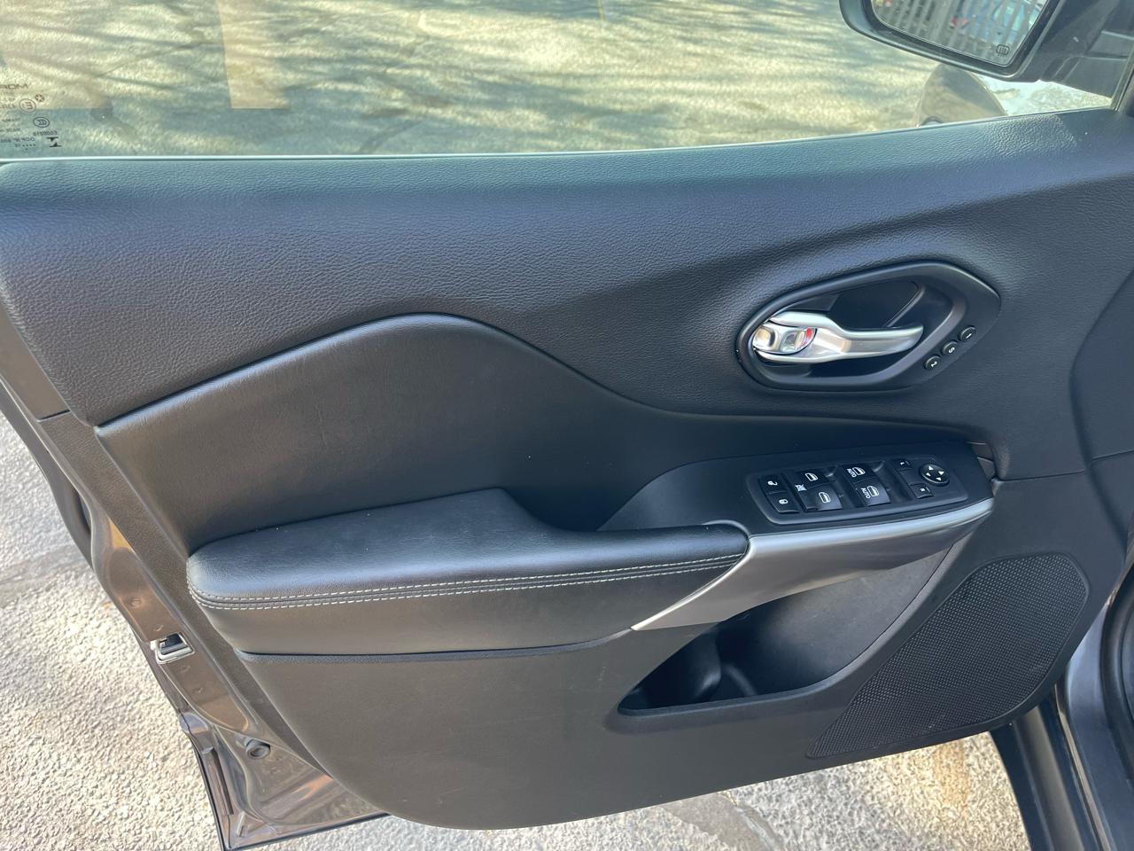 Jeep Cherokee Limited 4WD 2019