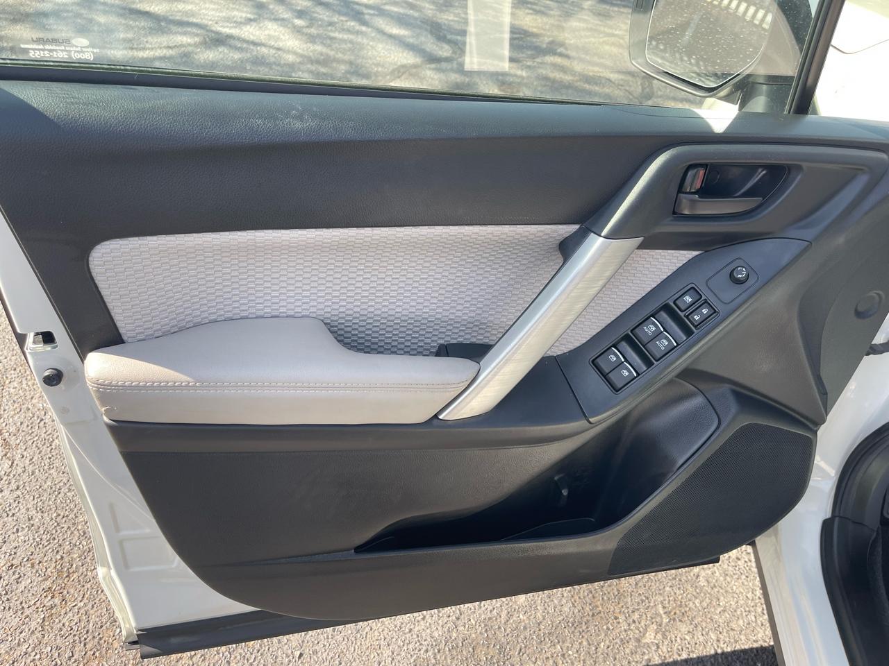 Subaru Forester 2.5i Premium PZEV CVT 2018