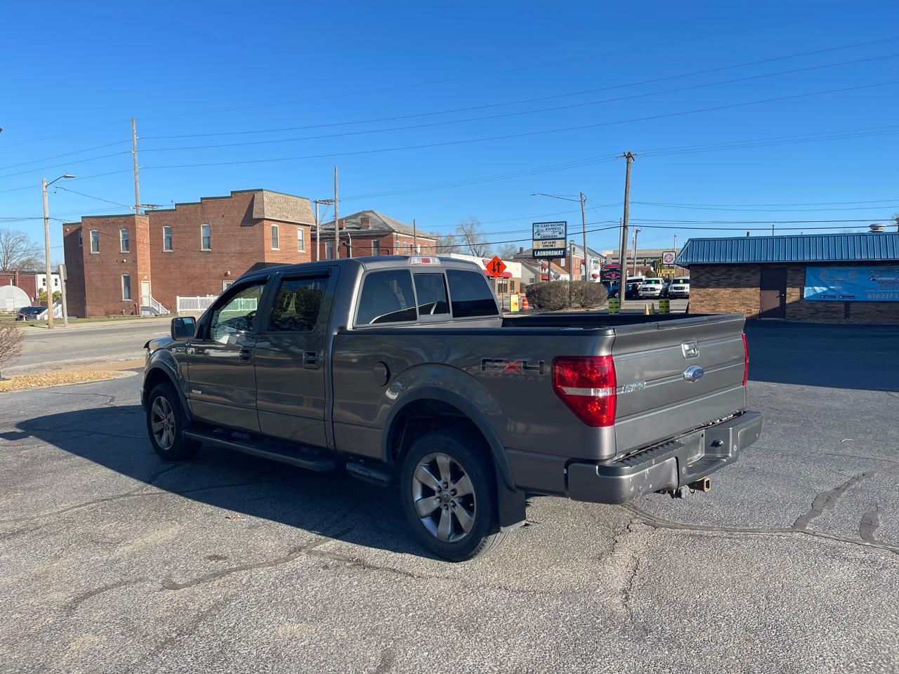 Ford F-150 4WD SuperCrew 150" FX4 2011