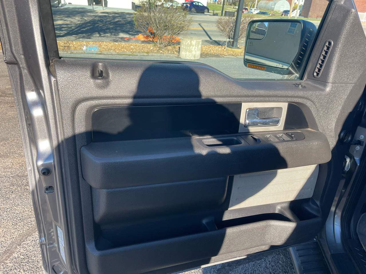 Ford F-150 4WD SuperCrew 150" FX4 2011