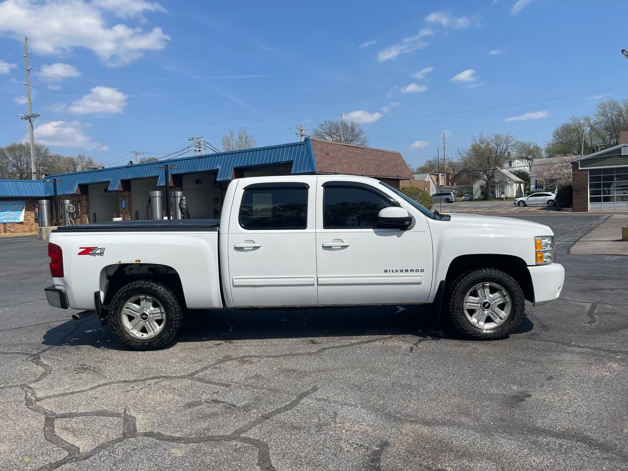 Chevrolet Silverado 1500 4WD Crew Cab 143.5" LTZ 2011