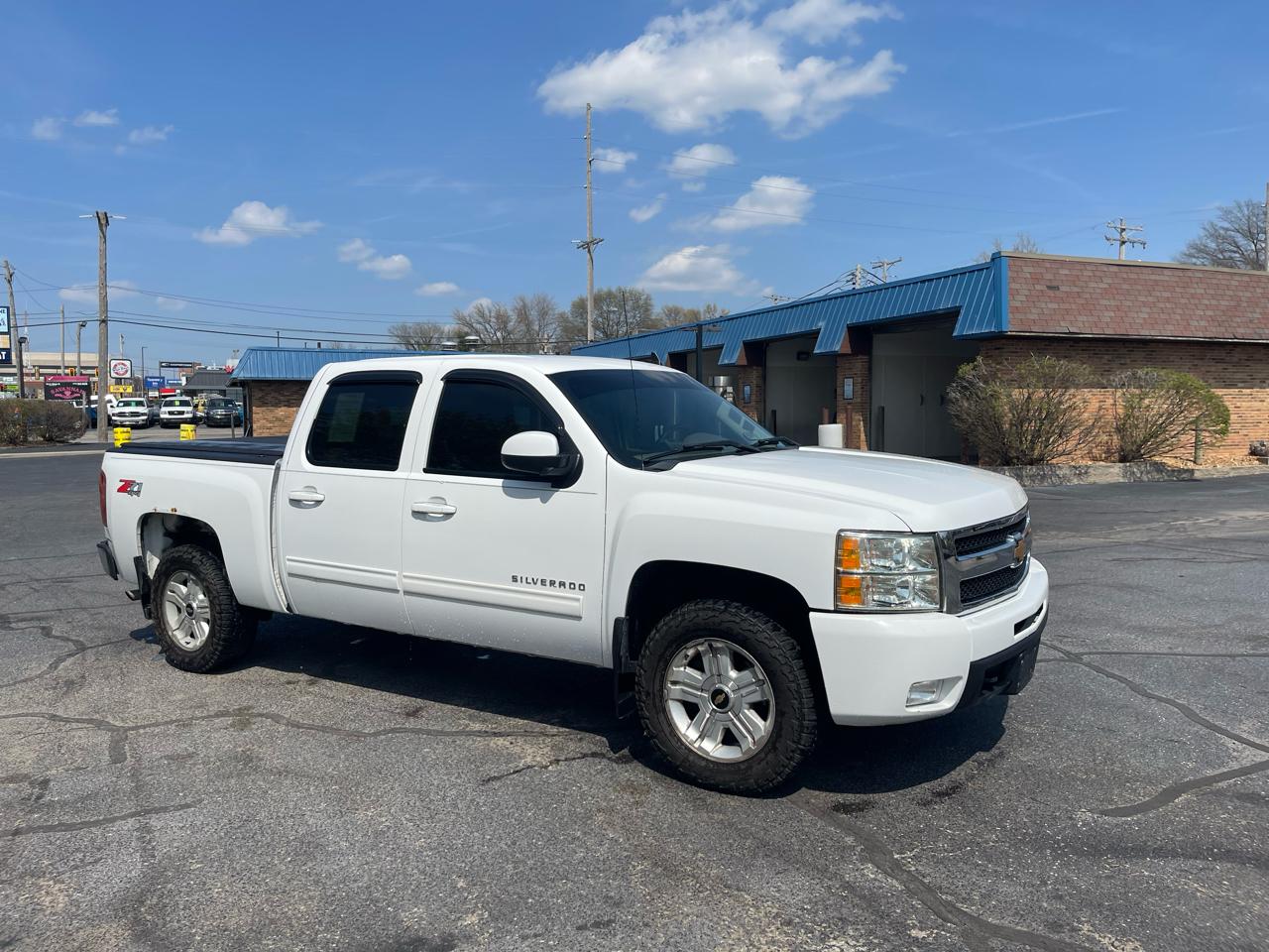 Chevrolet Silverado 1500 4WD Crew Cab 143.5" LTZ 2011