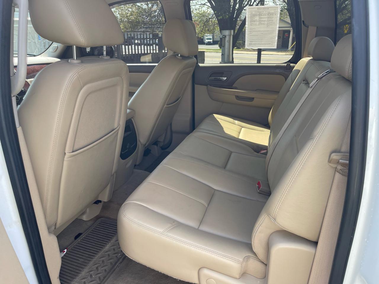 Chevrolet Silverado 1500 4WD Crew Cab 143.5" LTZ 2011