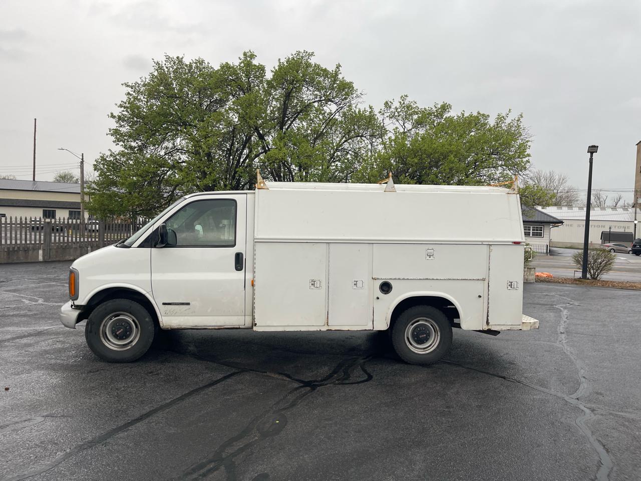 GMC Savana G3500 Cargo 2002