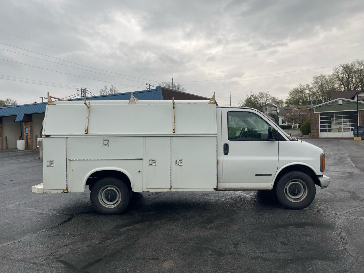 GMC Savana G3500 Cargo 2002