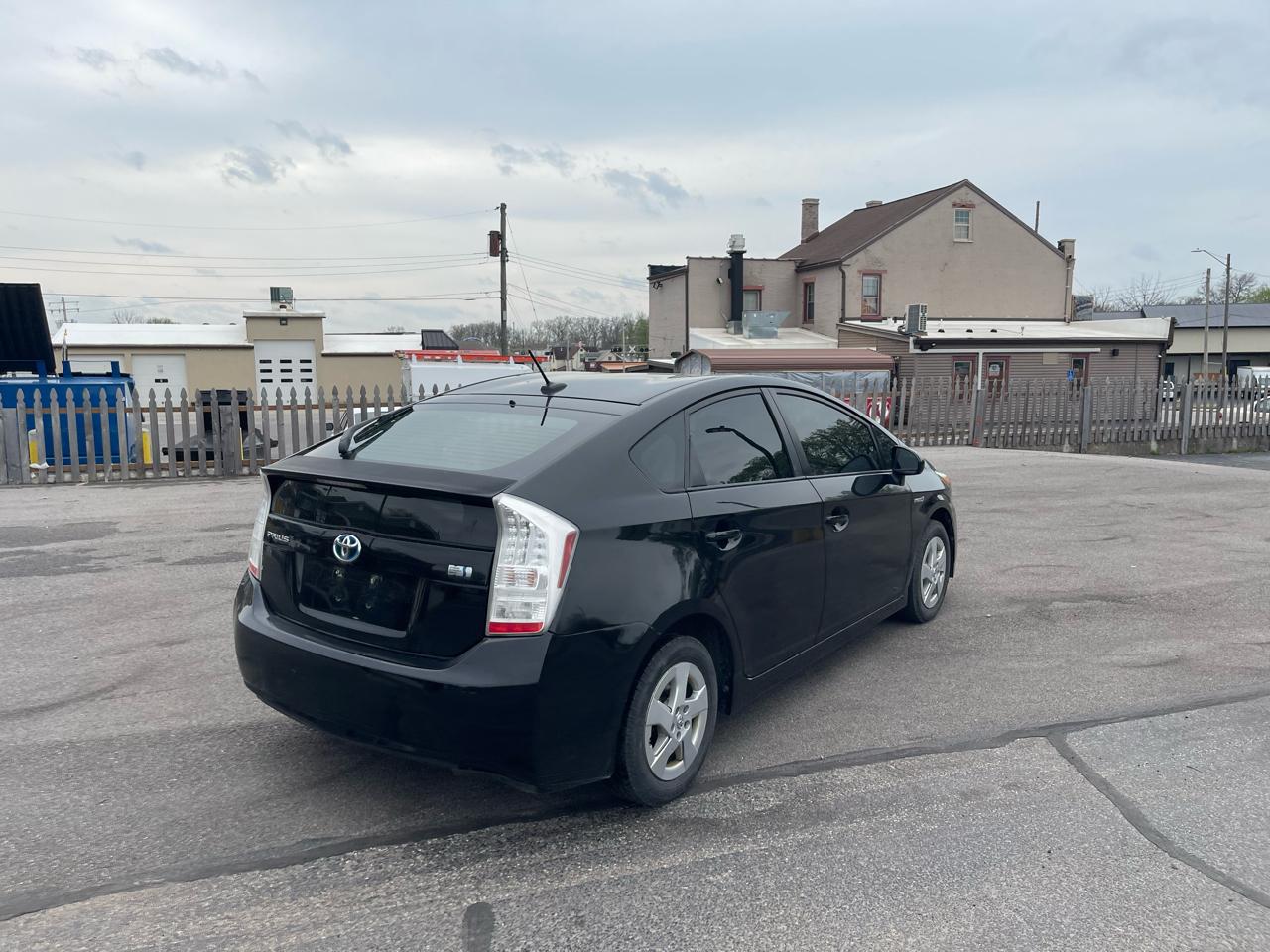 Toyota Prius Prius V 2010