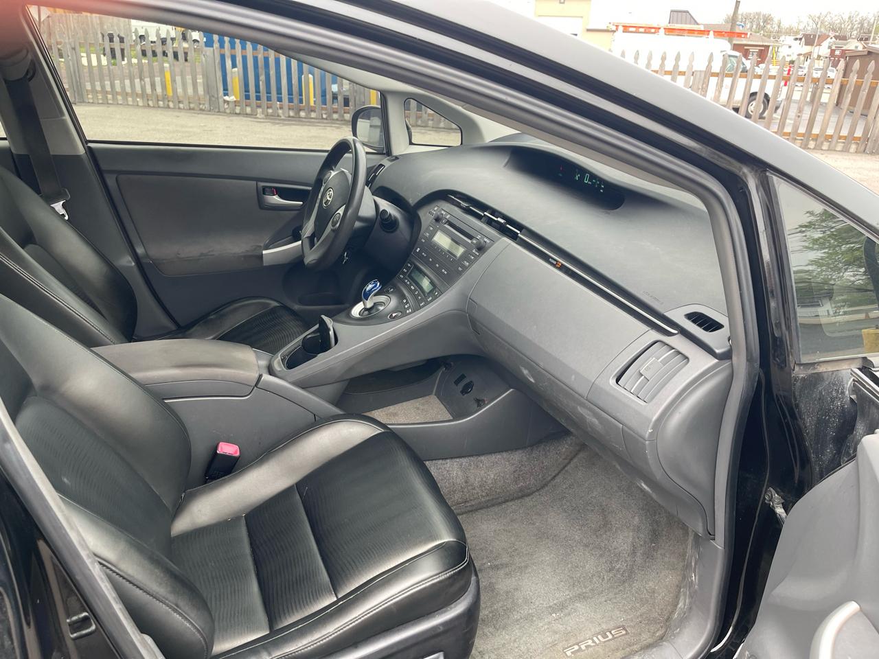 Toyota Prius Prius V 2010