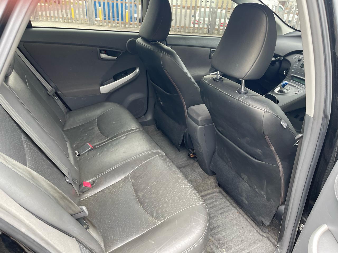 Toyota Prius Prius V 2010