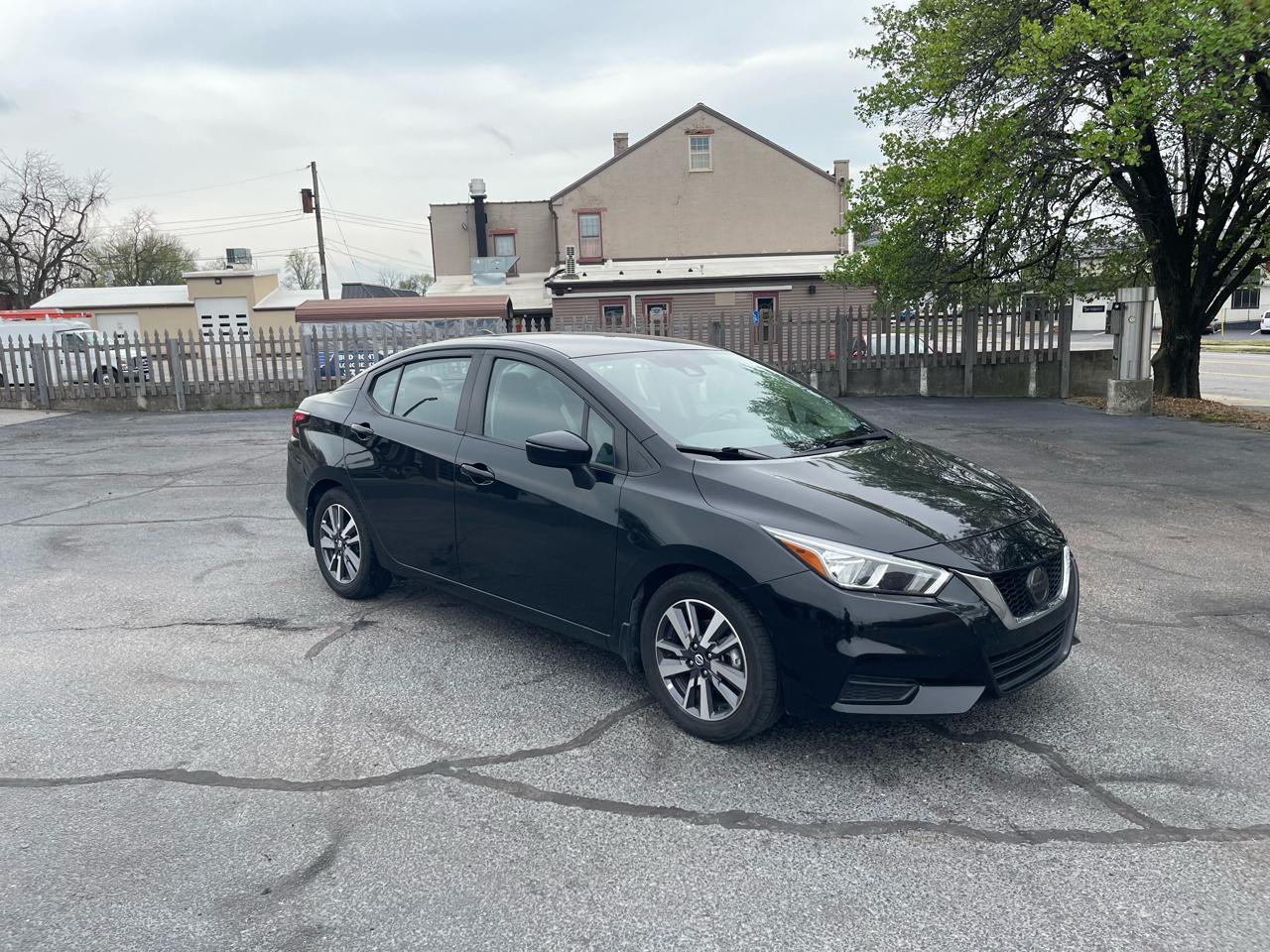 Nissan Versa SV 2020