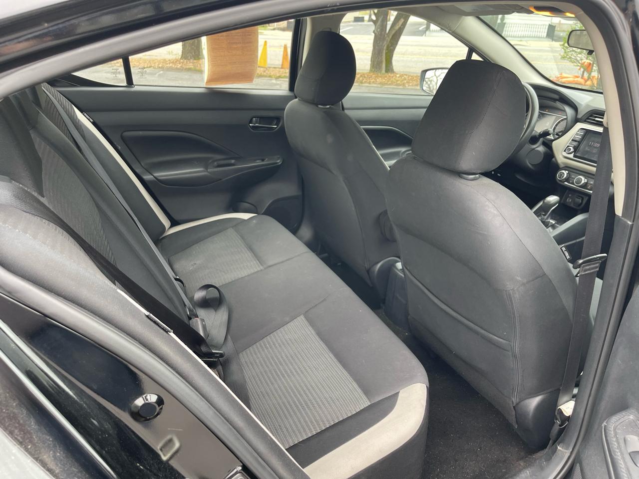 Nissan Versa SV 2020