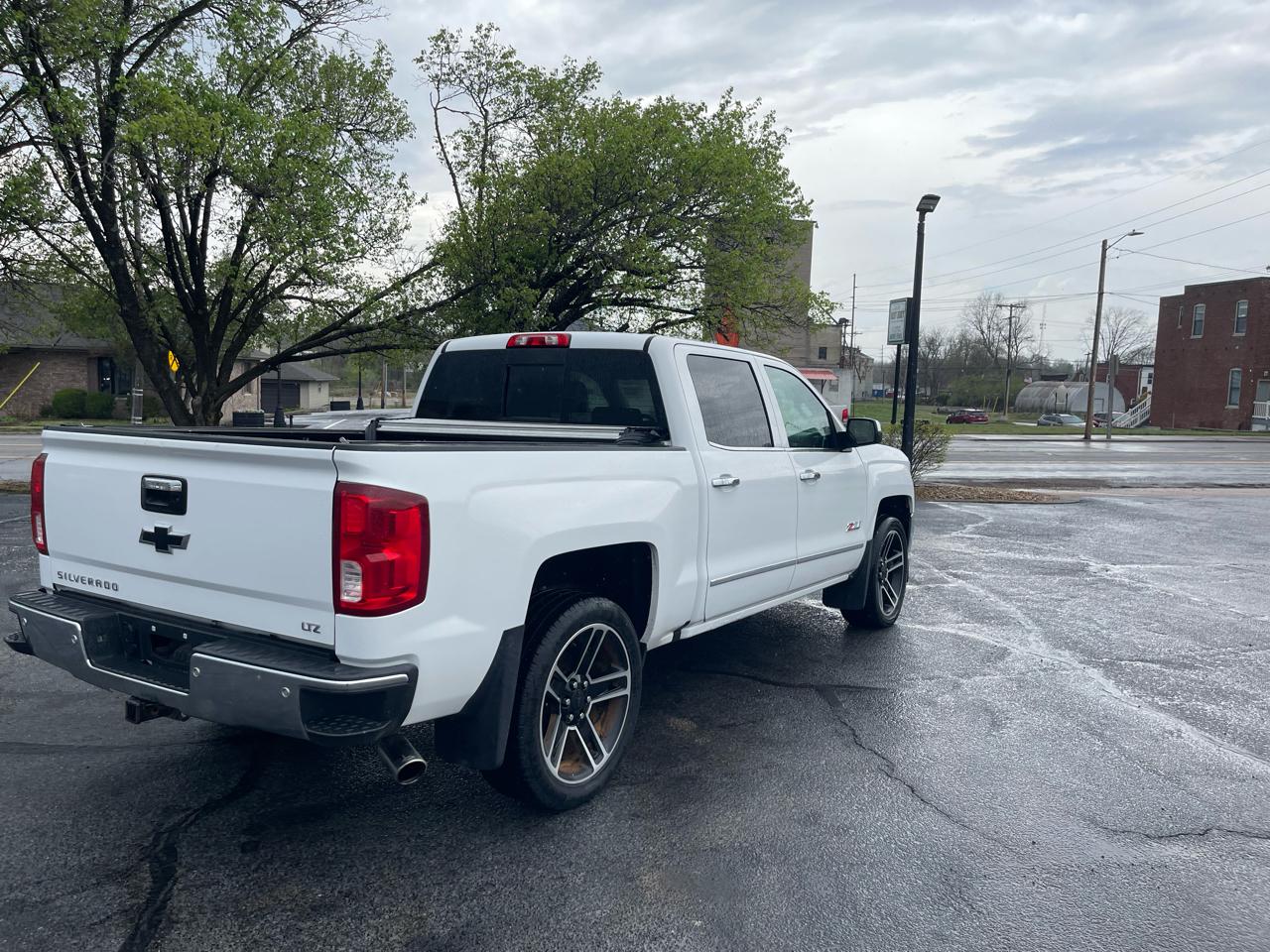 Chevrolet Silverado 1500 4WD Crew Cab 153.0" LTZ w/2LZ 2016