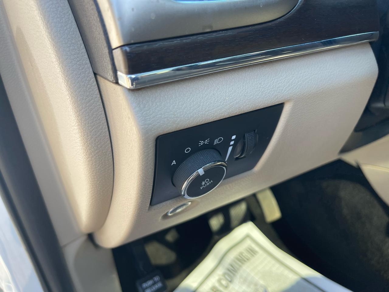 Jeep Grand Cherokee Limited 4WD 2015