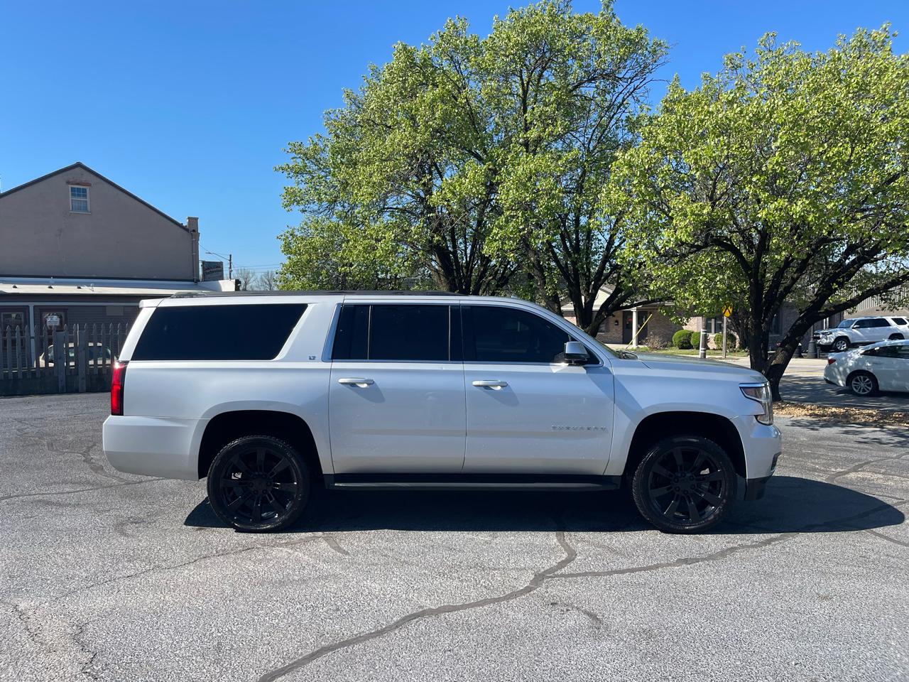 Chevrolet Suburban LT 2WD 2017