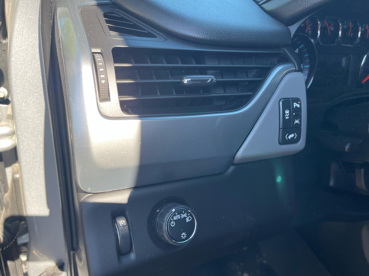 Chevrolet Suburban LT 2WD 2017