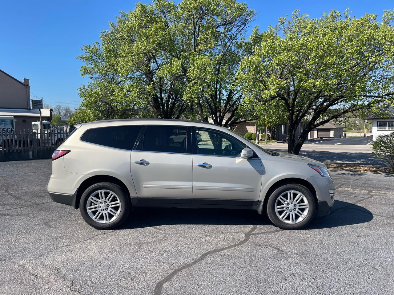 Chevrolet Traverse 1LT FWD 2015
