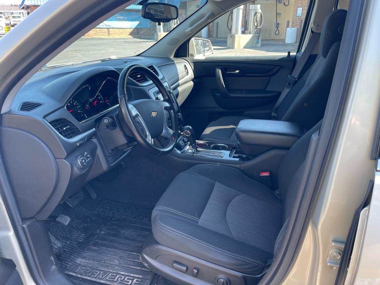 Chevrolet Traverse 1LT FWD 2015