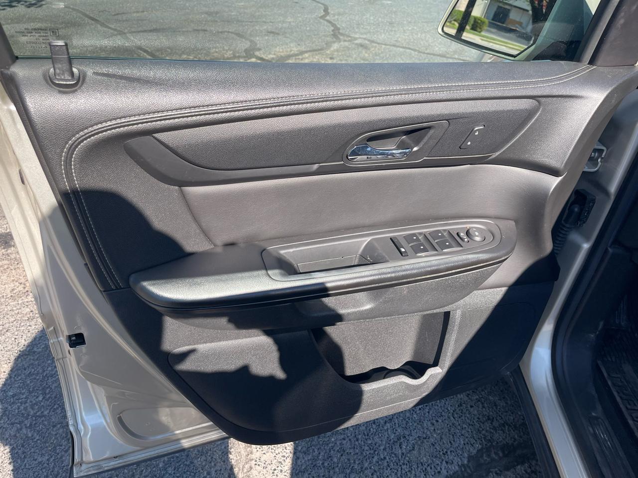 Chevrolet Traverse 1LT FWD 2015