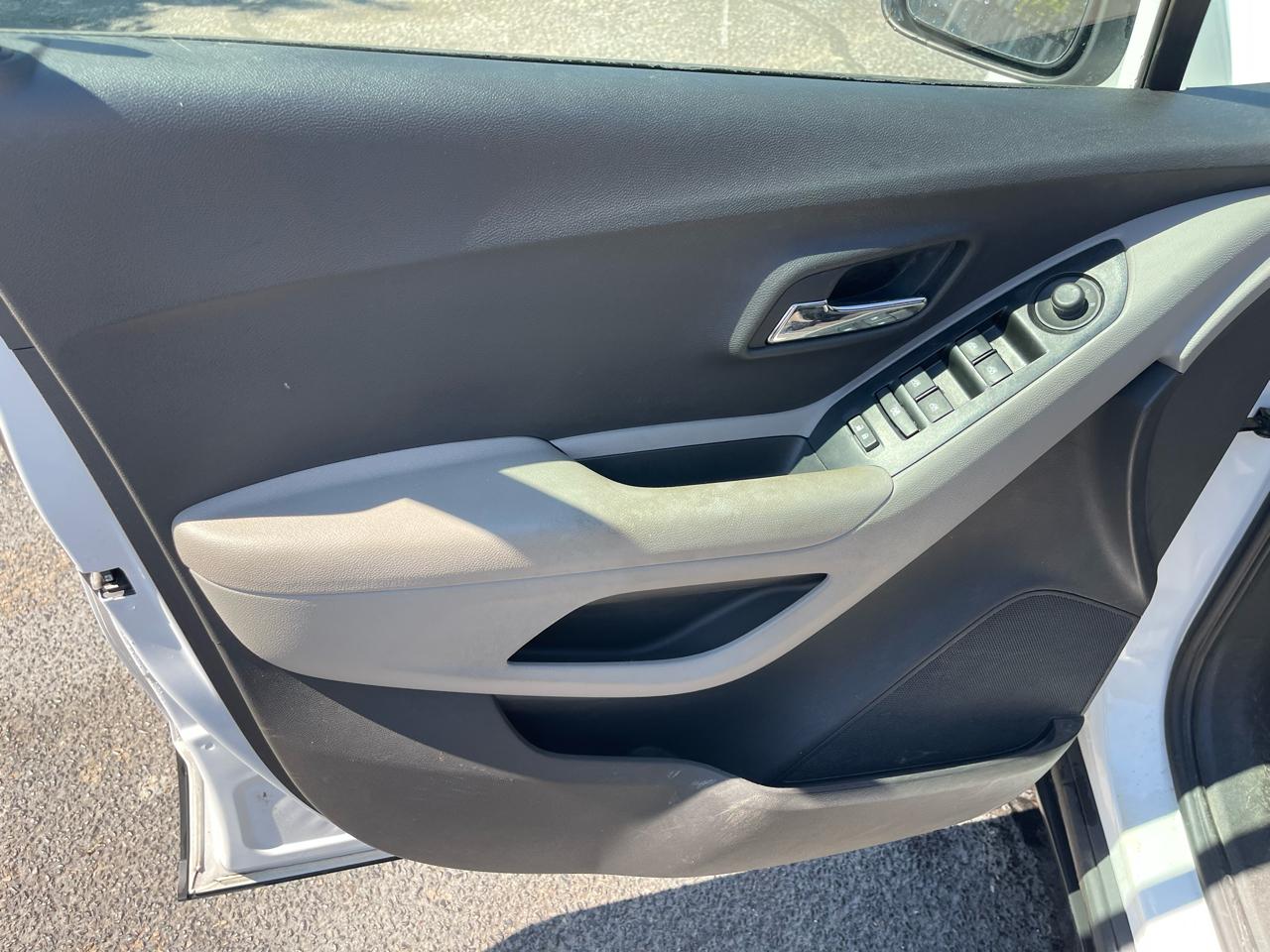 Chevrolet Trax LS FWD 2016