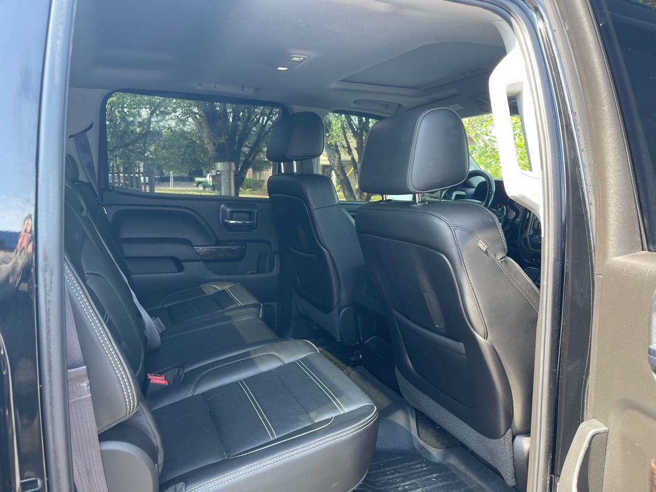 GMC Sierra 2500HD Denali Crew Cab 4WD 2015