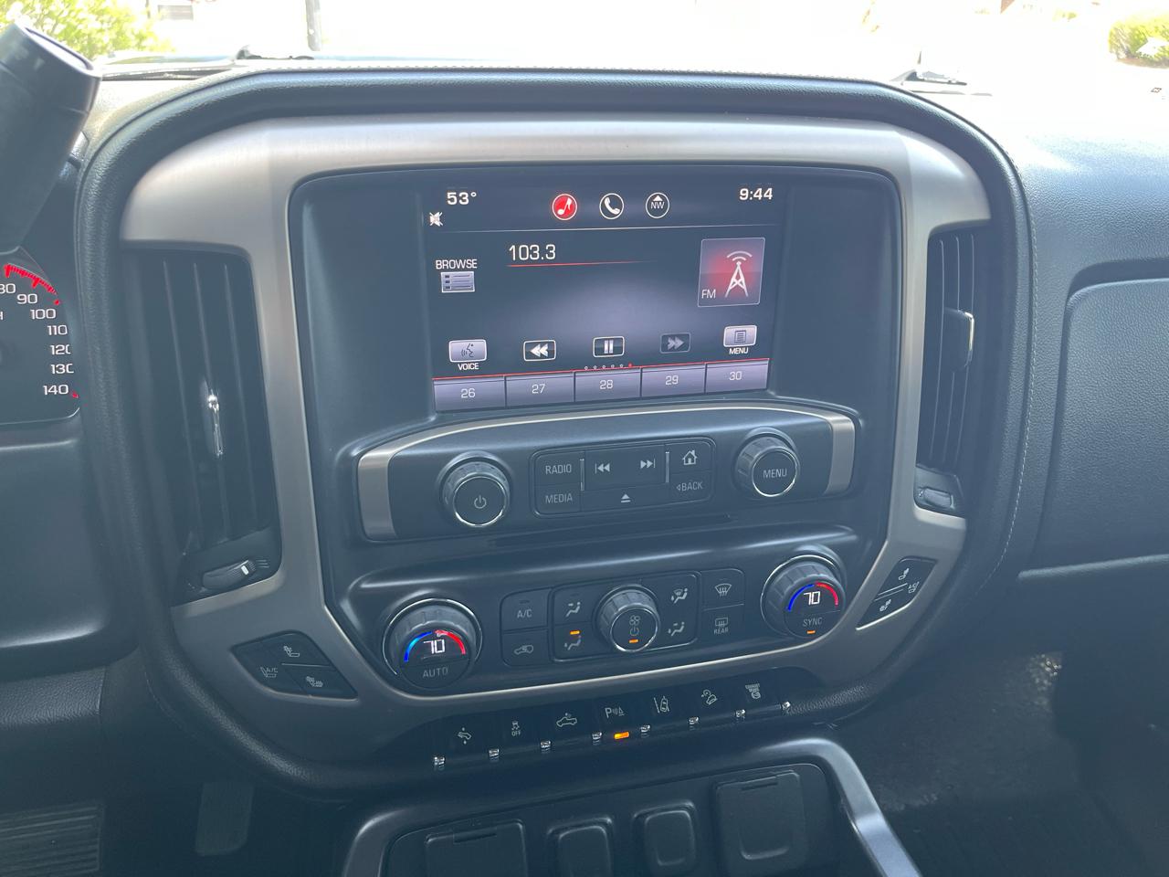 GMC Sierra 2500HD Denali Crew Cab 4WD 2015