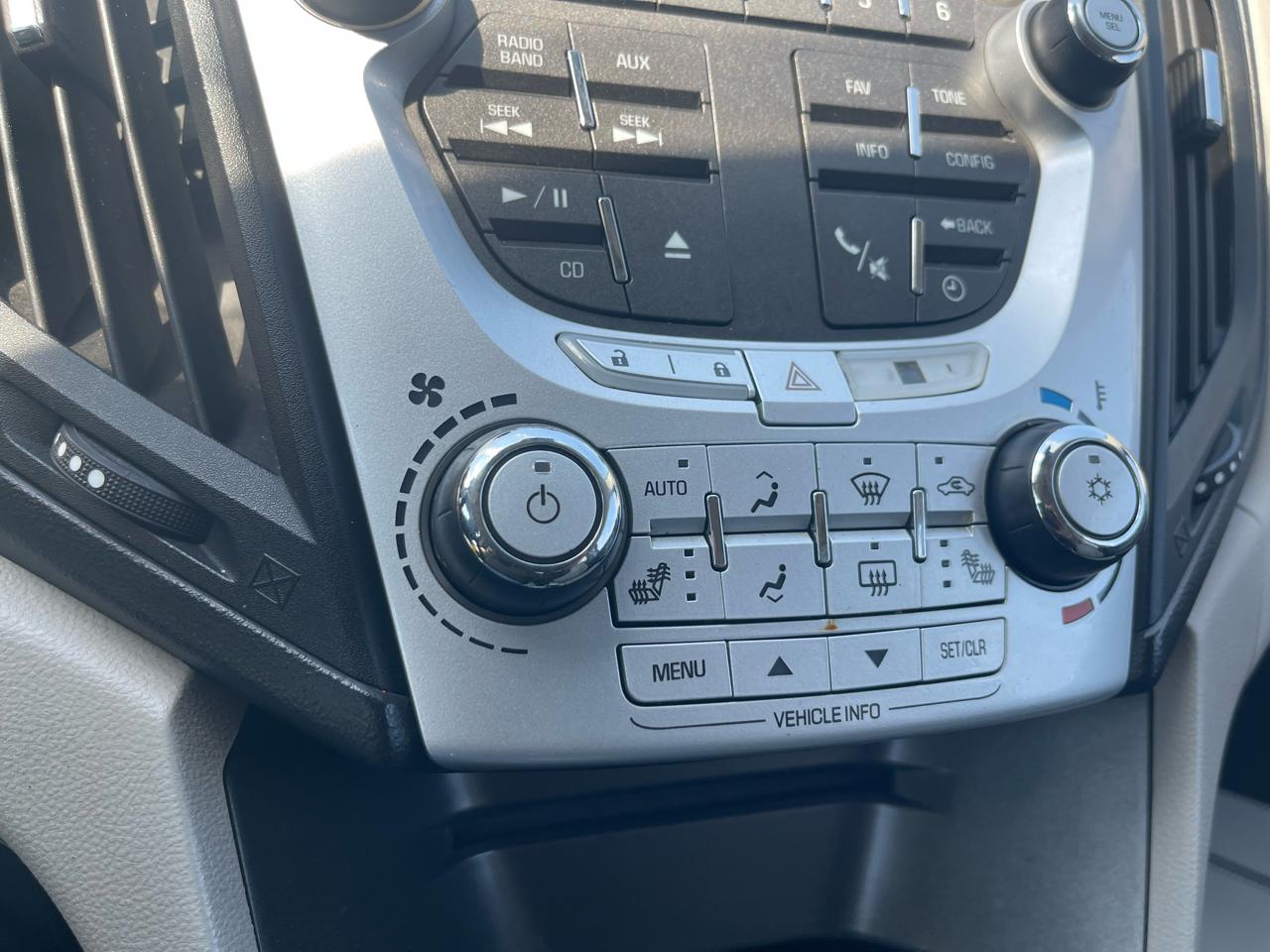 Chevrolet Equinox LTZ 2WD 2011