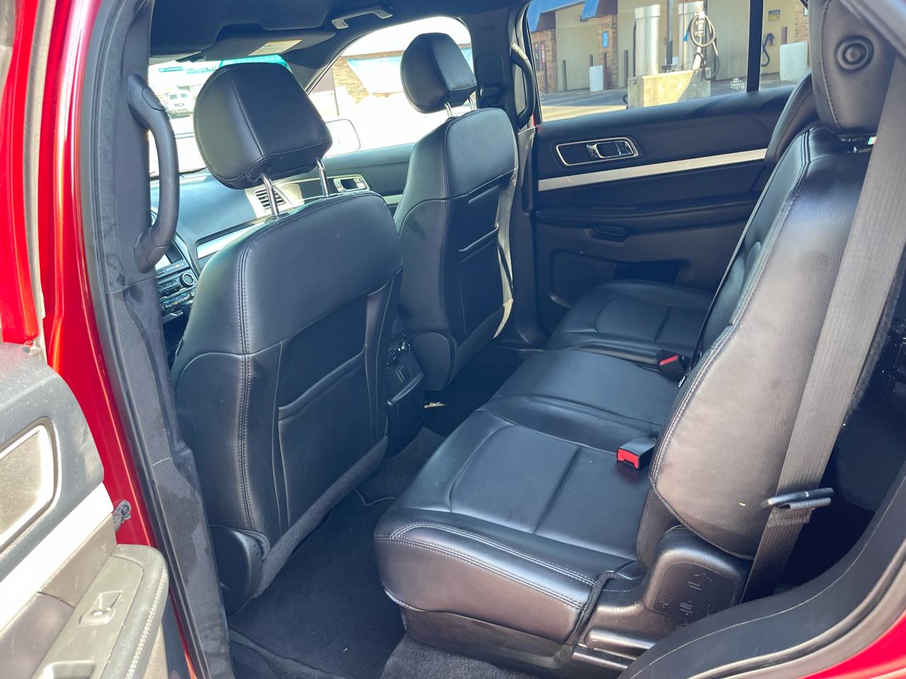 Ford Explorer 4WD 4dr V6 XLT 2016