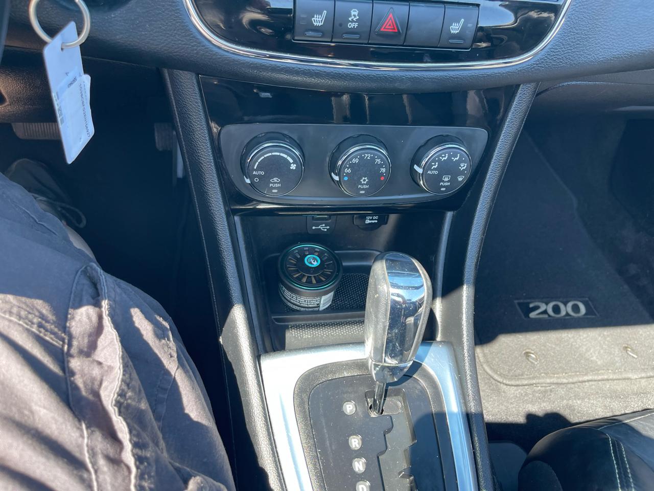 Chrysler 200 Limited Convertible 2014