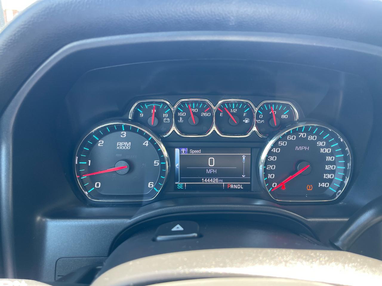 Chevrolet Silverado 1500 1LT Crew Cab 4WD 2017