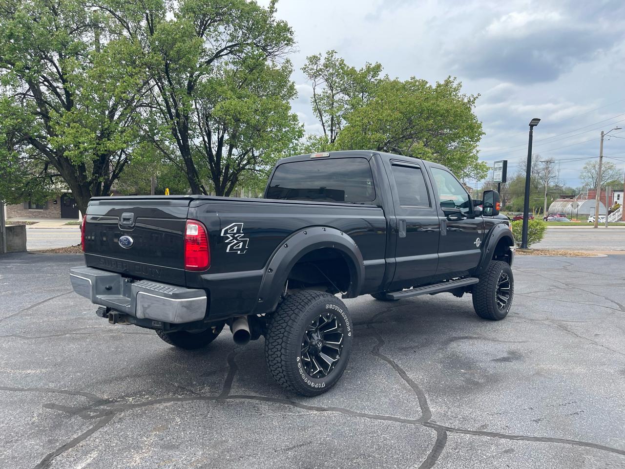 Ford F-250 SD XLT Crew Cab Short Bed 4WD 2015