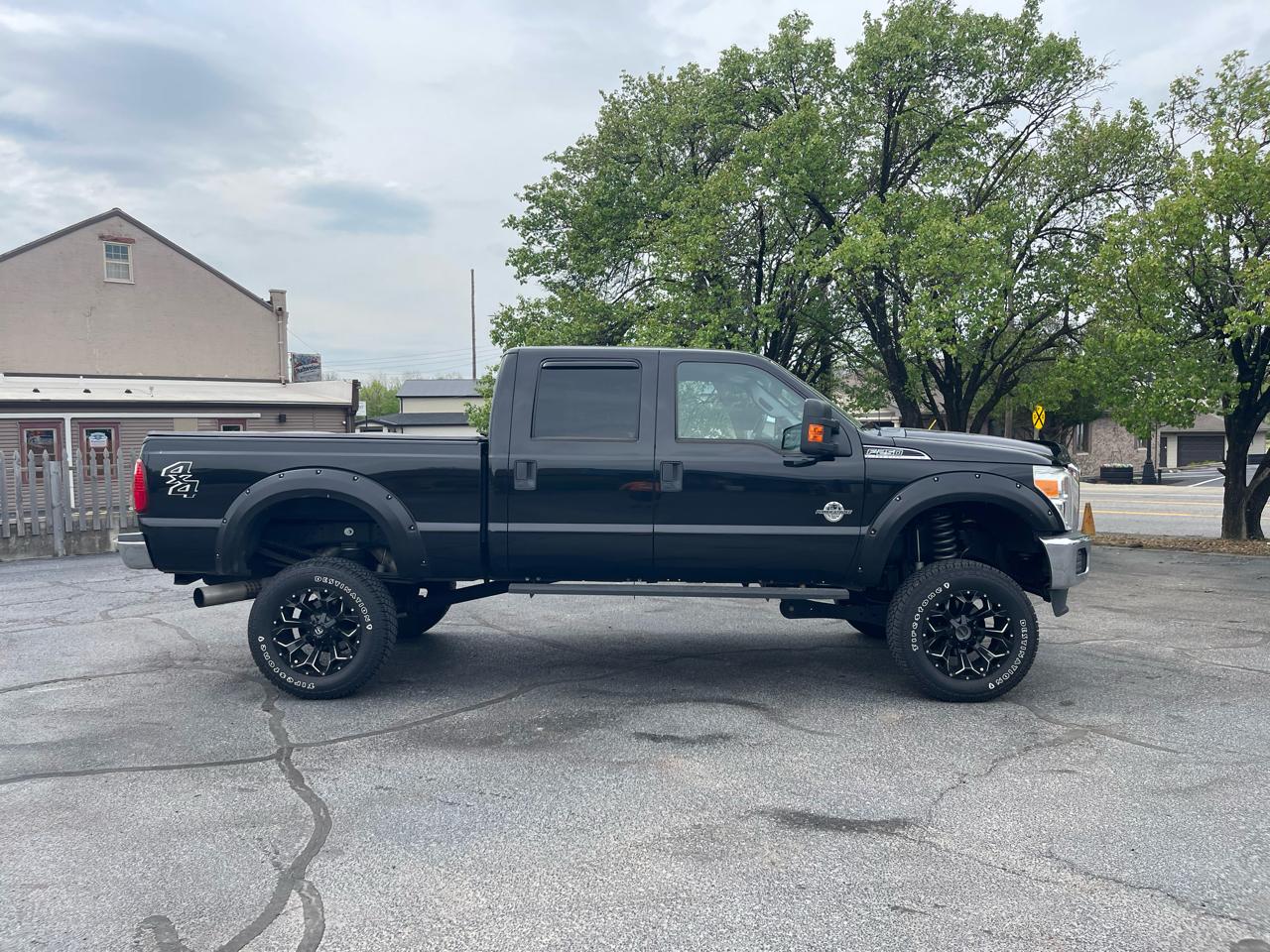 Ford F-250 SD XLT Crew Cab Short Bed 4WD 2015