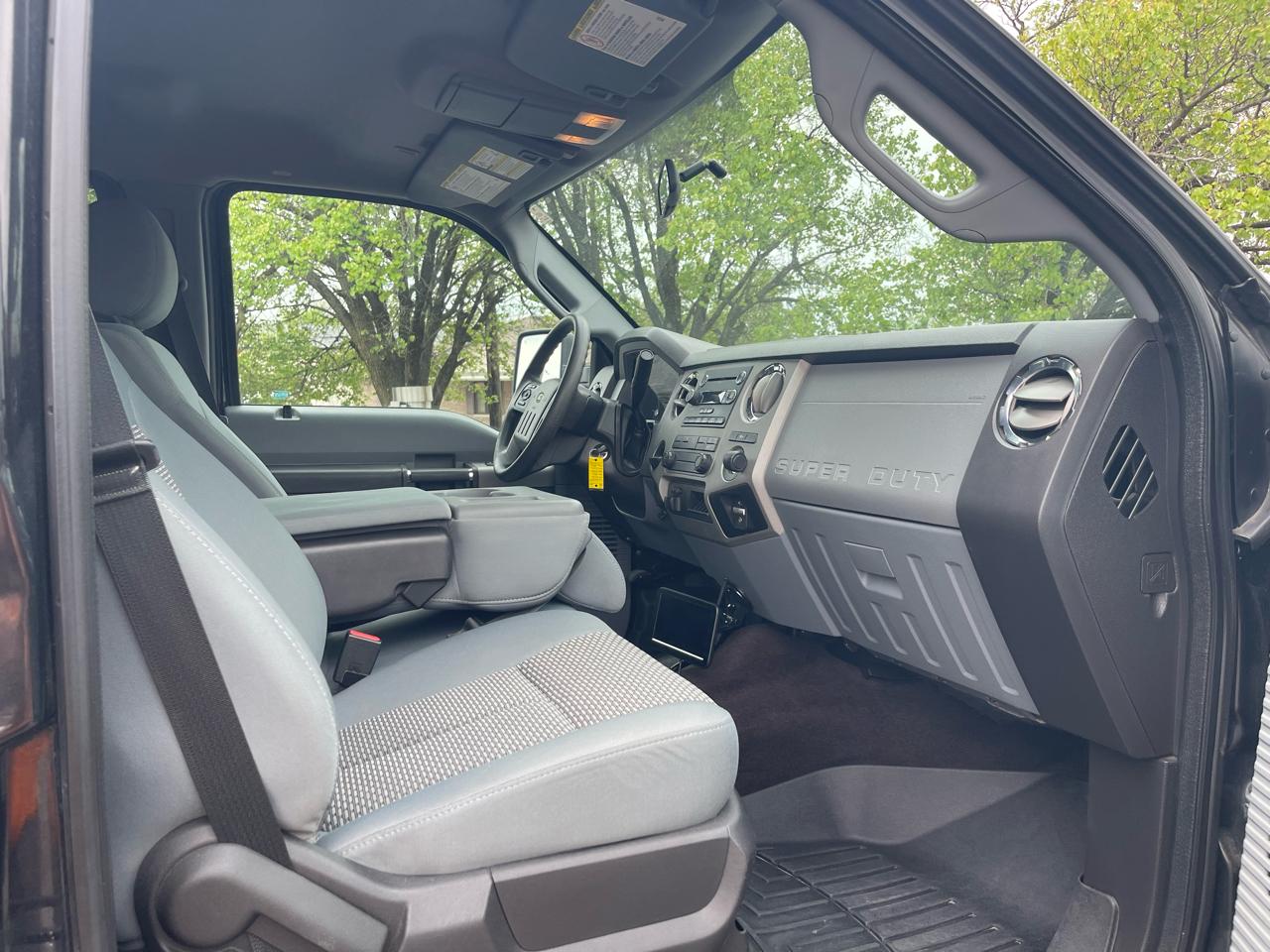 Ford F-250 SD XLT Crew Cab Short Bed 4WD 2015