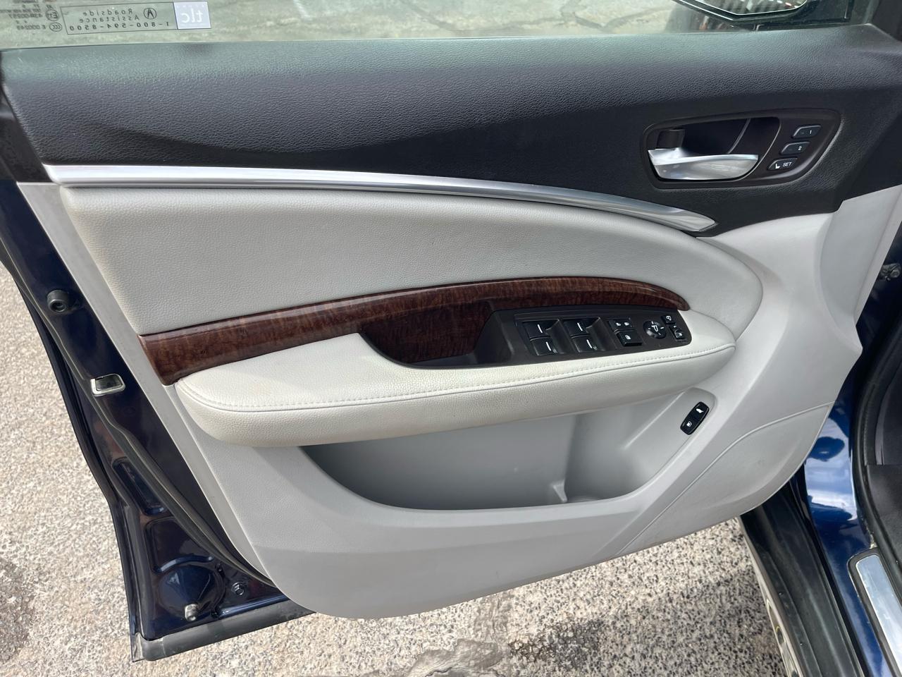 Acura MDX SH-AWD 9-Spd AT w/Tech Package 2017