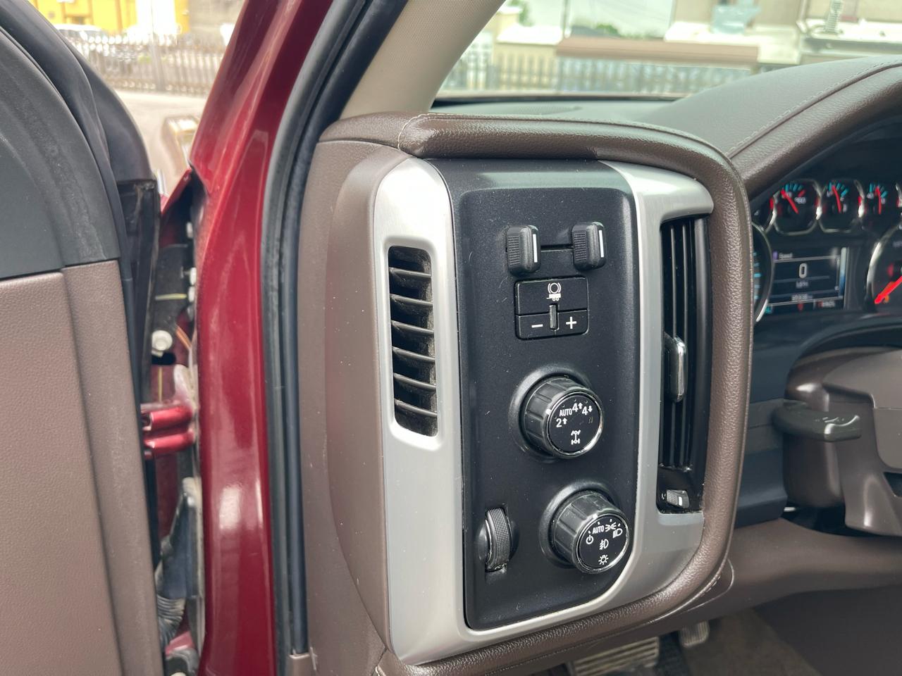 GMC Sierra 1500 4WD Crew Cab 143.5" SLT 2017