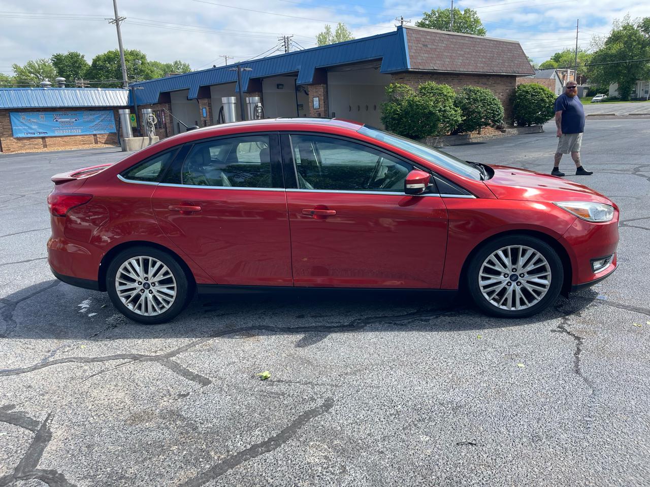 Ford Focus Titanium Sedan 2018
